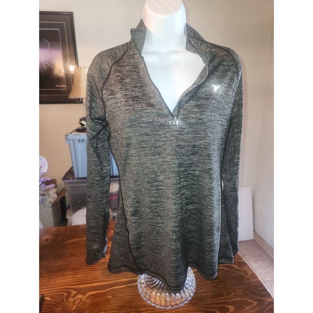 Old Navy Active Black Pullover Womens Size M Thumb Holes Workout Quarter Zip Top